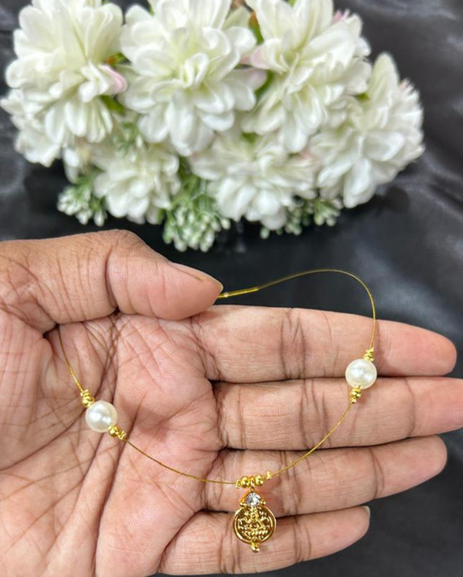 Trending Invisible Chain With Adjustable Back Chain