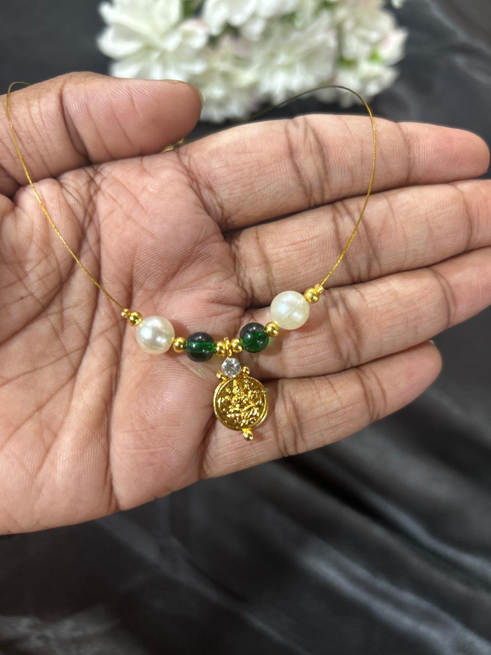 Trending Invisible Chain With Adjustable Back Chain