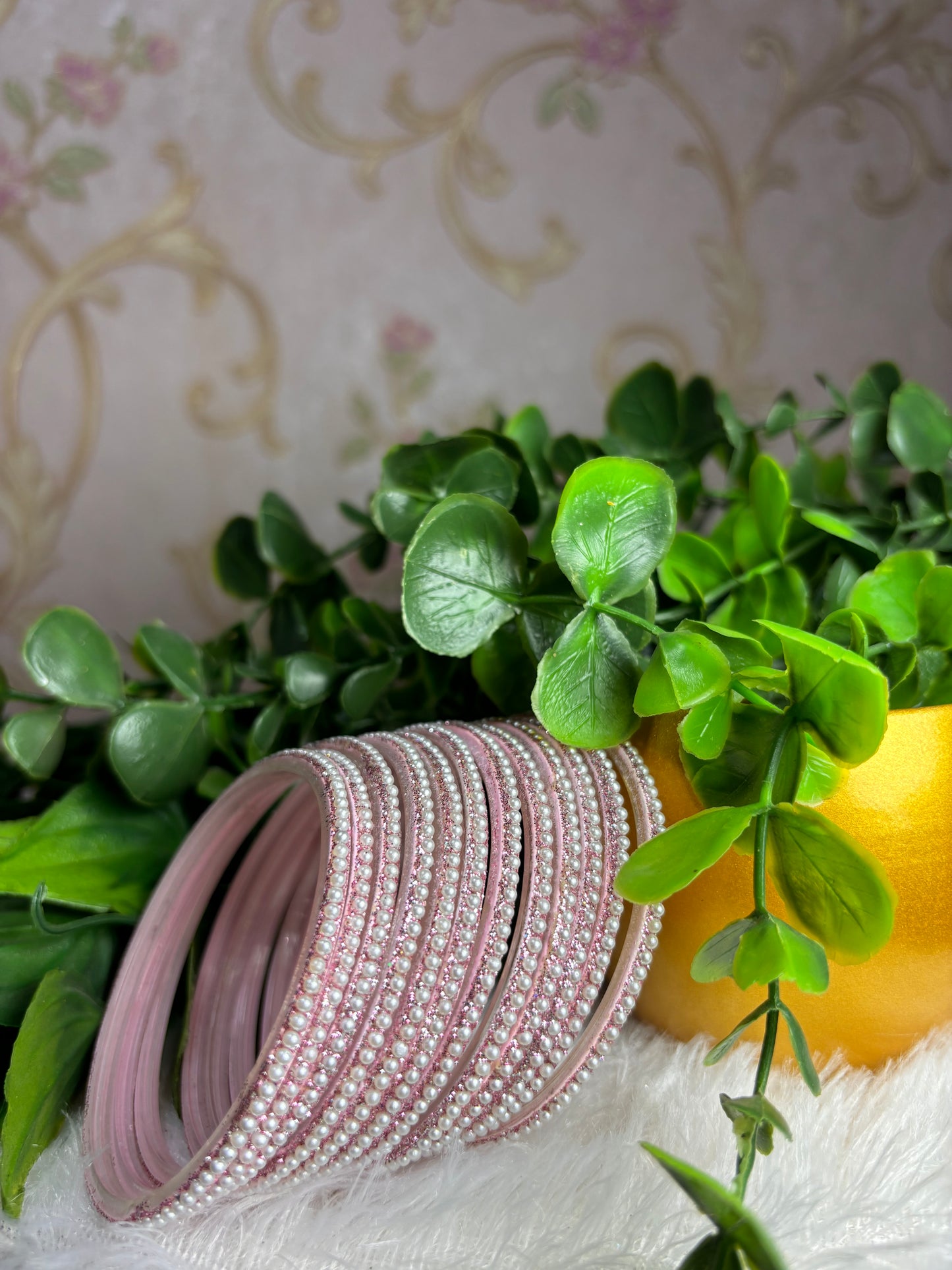 Premium & Trendy Pearl Glass Bangles -Pink